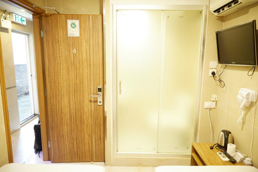 Me Easy Hostel Hong Kong Esterno foto